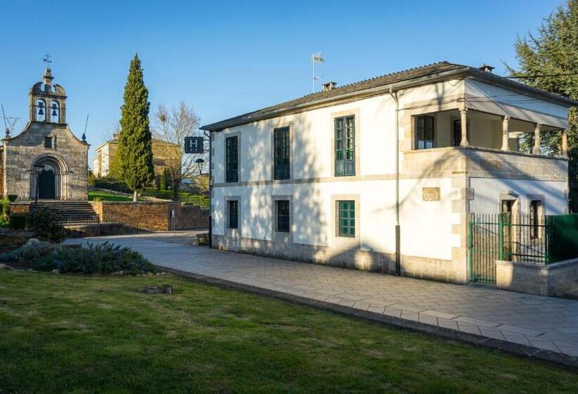 سوئیت با بالکن, Pazo De Berbetoros