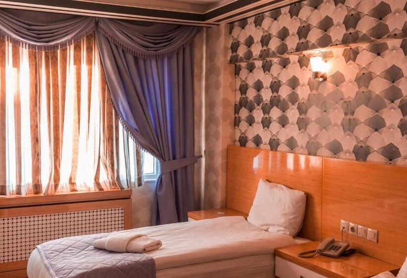 اتاق لوکس, Peracity