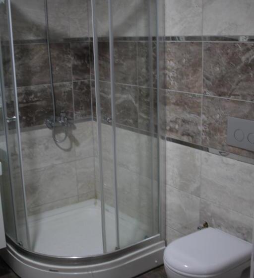 اتاق لوکس, Peracity