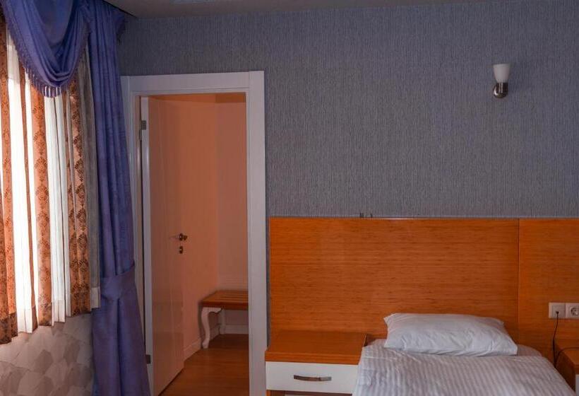 سوییت خانوادگی, Peracity