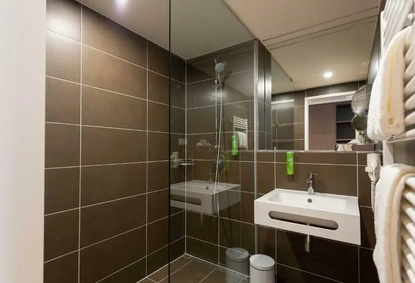 Standard-huone, Jufa Hotel Hamburg Hafencity