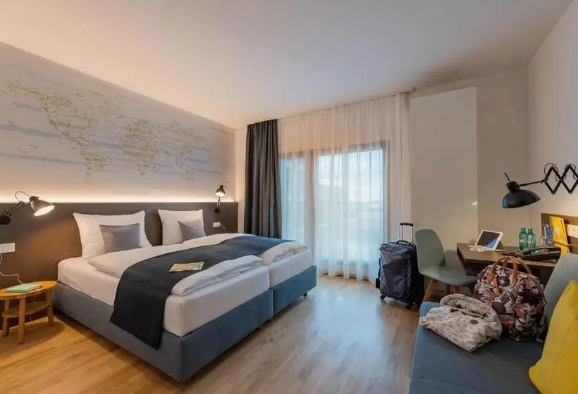 Standard Kolmen Hengen Huone, Jufa Hotel Hamburg Hafencity
