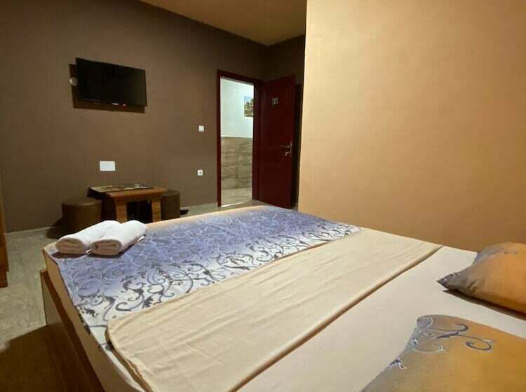 اتاق استاندارد, Motel Atika