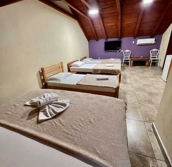 سوییت خانوادگی, Motel Atika