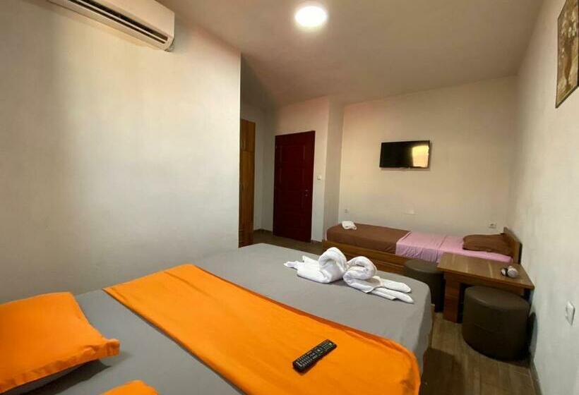 سوییت خانوادگی, Motel Atika