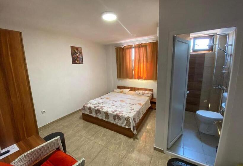 اتاق استاندارد, Motel Atika