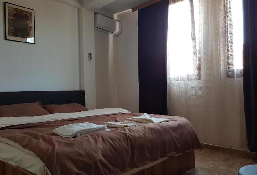 اتاق استاندارد, Motel Atika