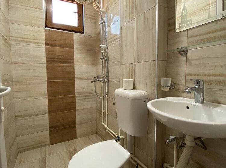 اتاق استاندارد, Motel Atika