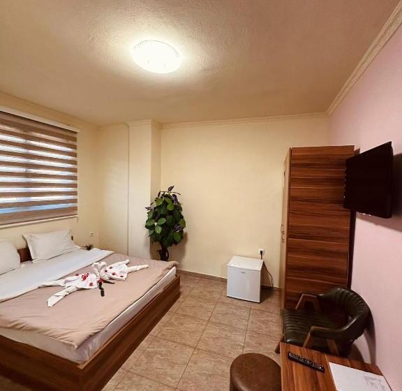 اتاق استاندارد, Motel Atika