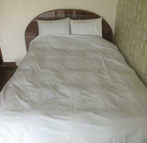 חדר סטנדרט, Bandal Book & Stay