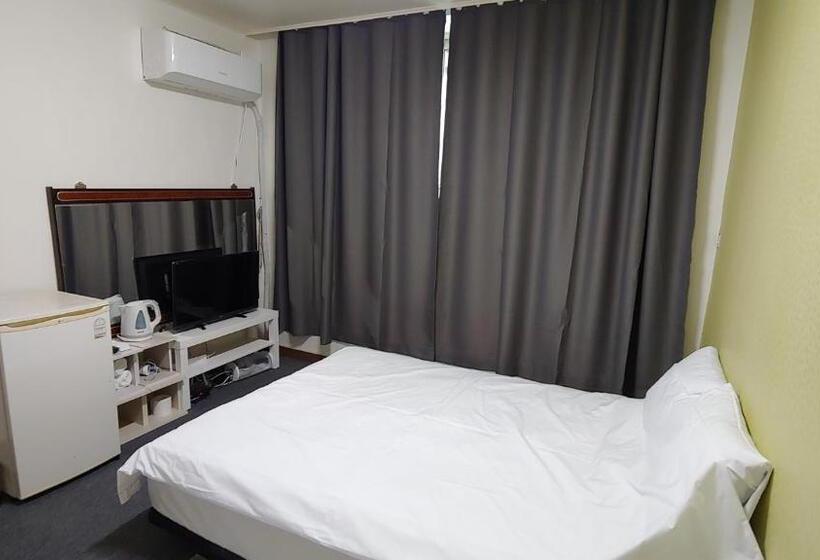 חדר סטנדרט, Bandal Book & Stay