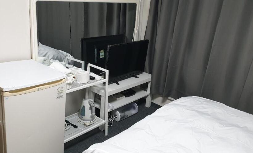 חדר סטנדרט, Bandal Book & Stay