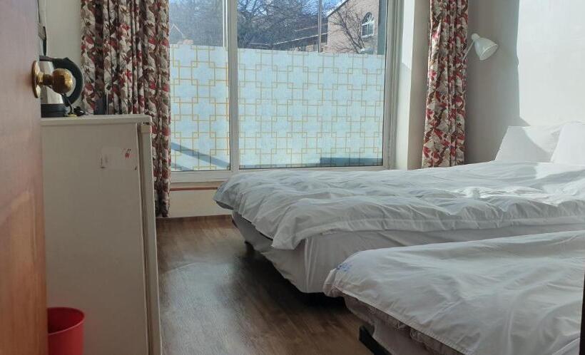 חדר סטנדרט, Bandal Book & Stay