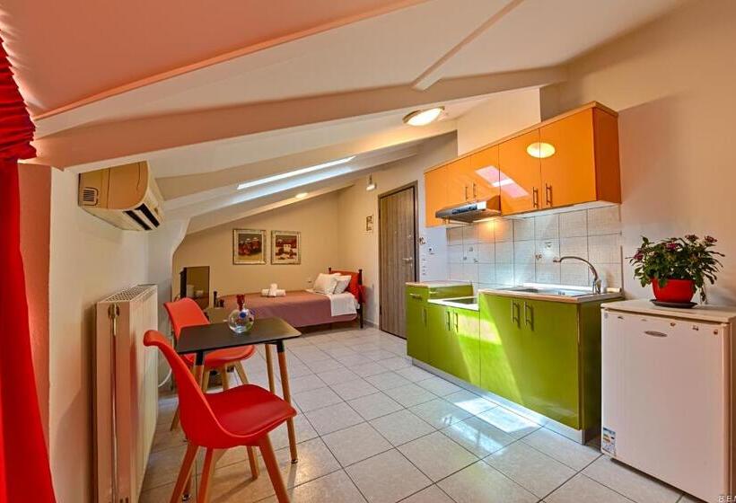 סטודיו סטנדרט עם נוף, Alexias Apartments