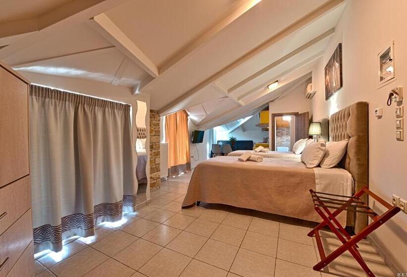 סטודיו סופריור, Alexias Apartments