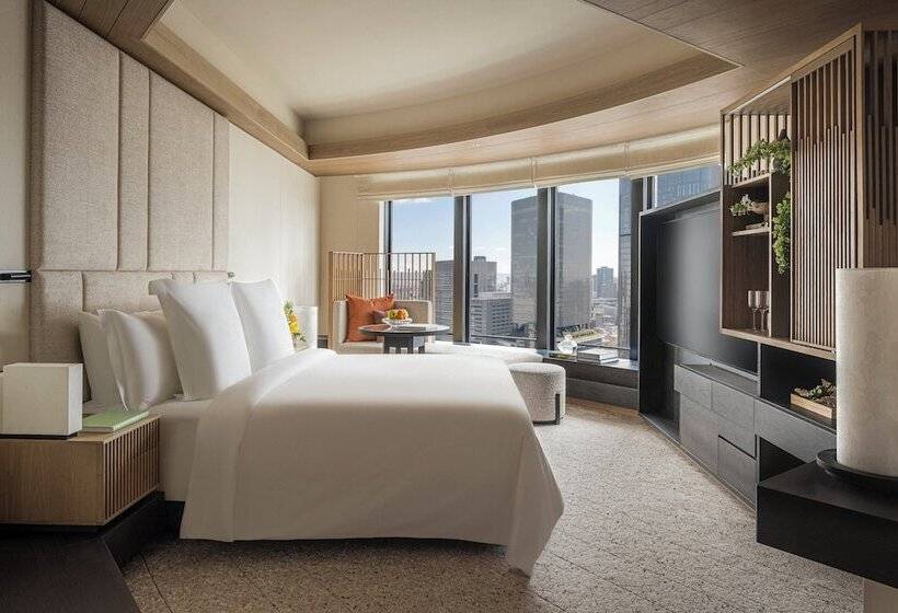 Номер Премиум, Four Seasons Hotel Osaka