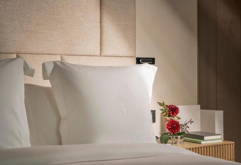 חדר סטנדרט עם מיטת קינג, Four Seasons Hotel Osaka