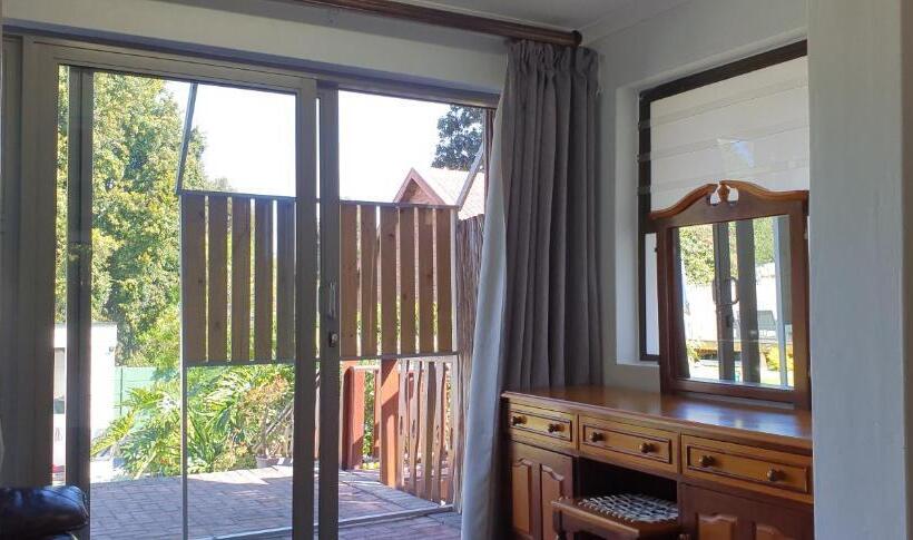 デラックスルーム, Knys To Stay