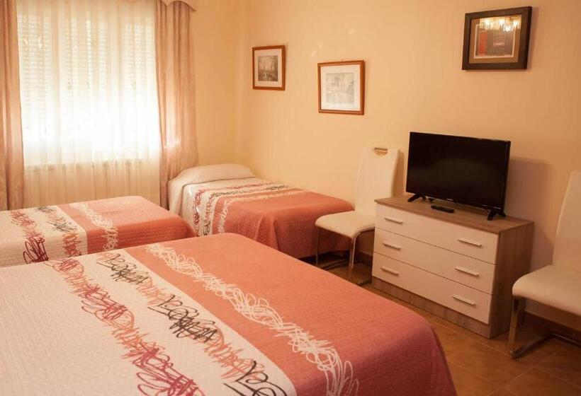 4인용 스탠다드 룸, La Rosaleda De Orgaz