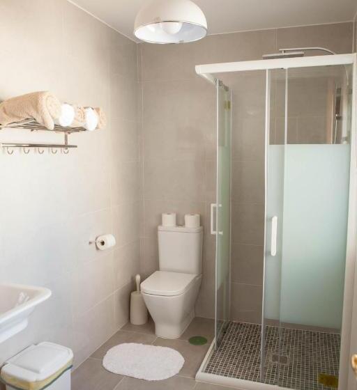 패밀리 룸, La Rosaleda De Orgaz