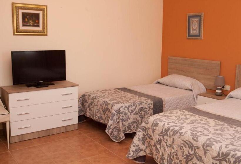 스탠다드 트리플 룸, La Rosaleda De Orgaz