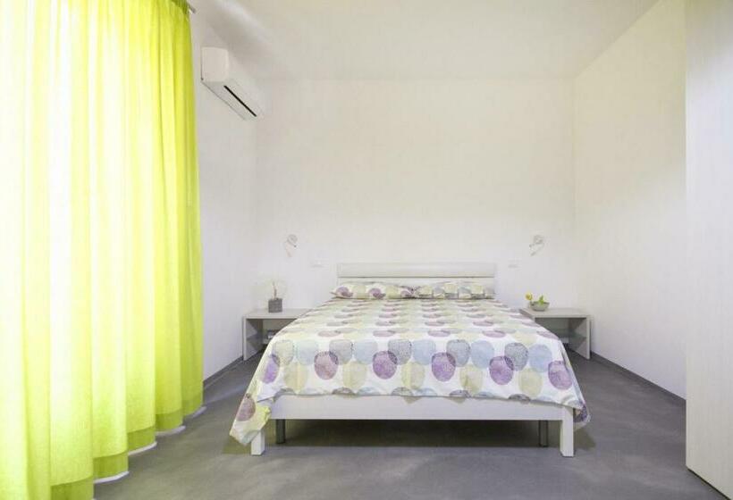 バルコニー付きスタンダードトリプルルーム, Le Nereidi