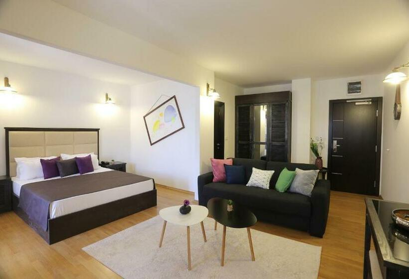 سوییت سوپریور با چشم‌انداز دریا, Boutique Hotel Kredo
