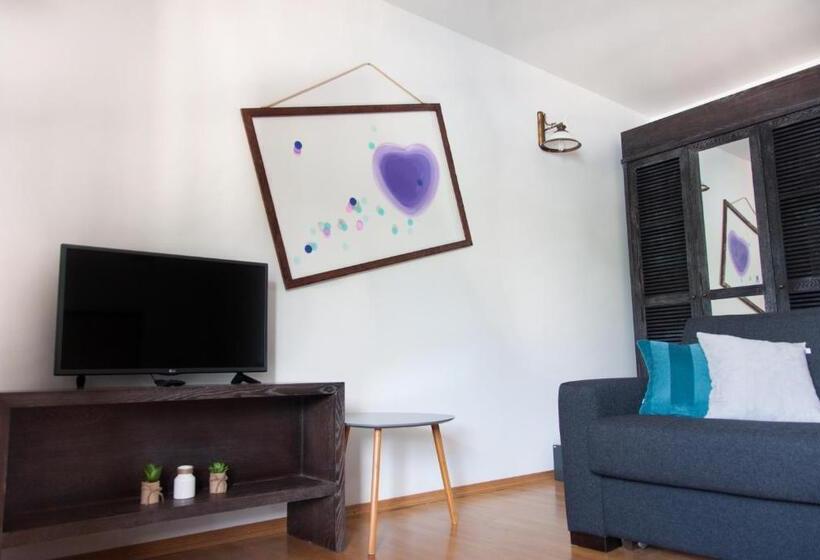 سوییت سوپریور با چشم‌انداز دریا, Boutique Hotel Kredo