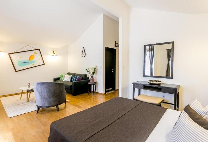 سوییت سوپریور با چشم‌انداز دریا, Boutique Hotel Kredo