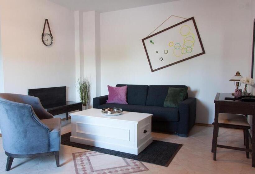 سوییت, Boutique Hotel Kredo