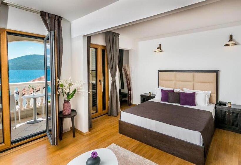 سوییت سوپریور, Boutique Hotel Kredo