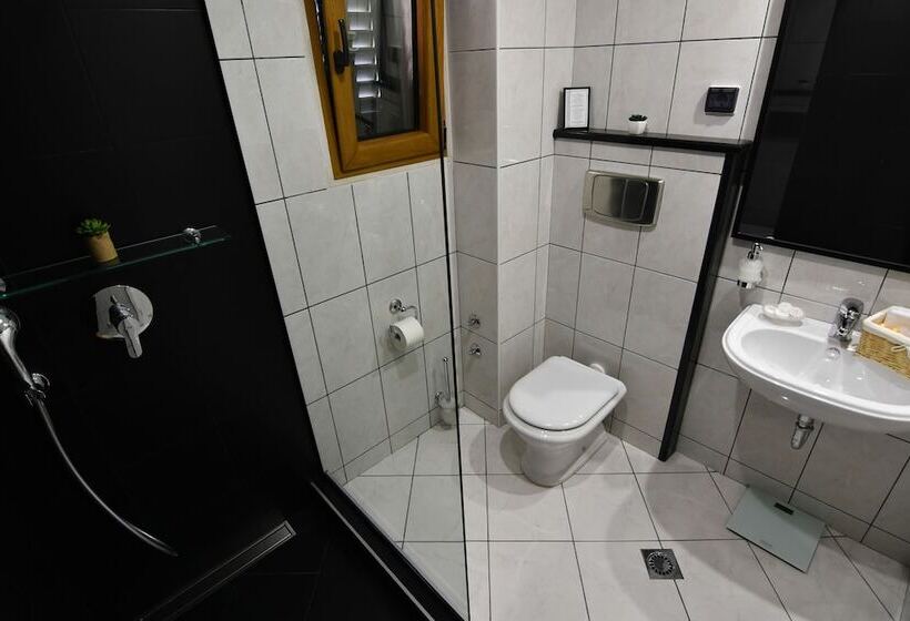 اتاق استاندارد, Boutique Hotel Kredo