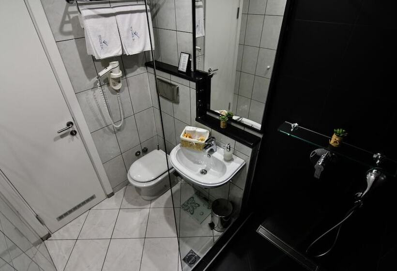 سوییت, Boutique Hotel Kredo