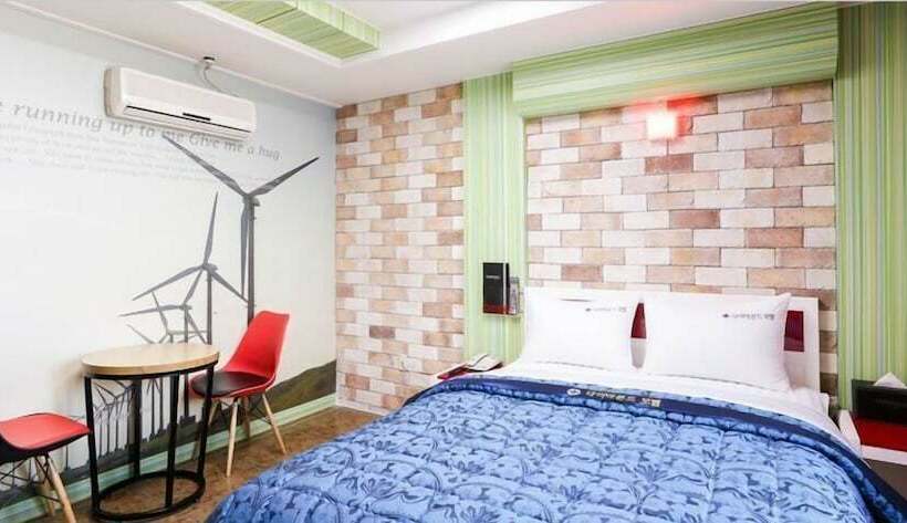 غرفة قياسية, Diamond Motel