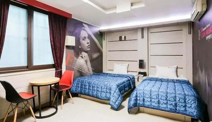 スタンダードルーム, Diamond Motel