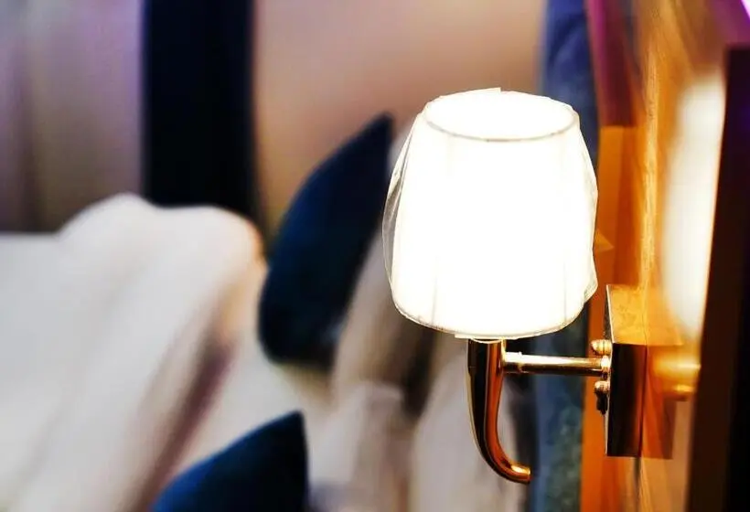 استودیوی لوکس, Loaloat Al Bahar
