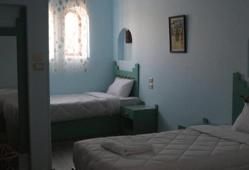 اتاق لوکس سه تخته, Ashry Narty