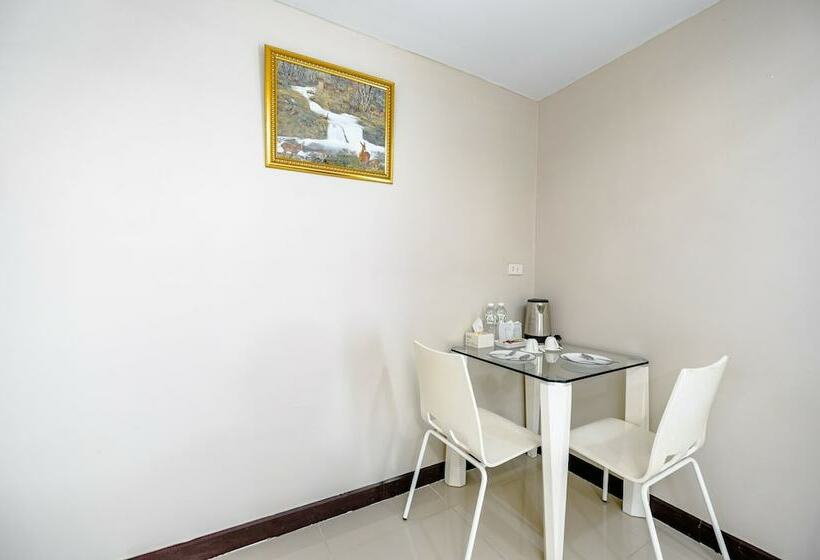 Люкс Повышенной Комфортности, Gold Airport Suites