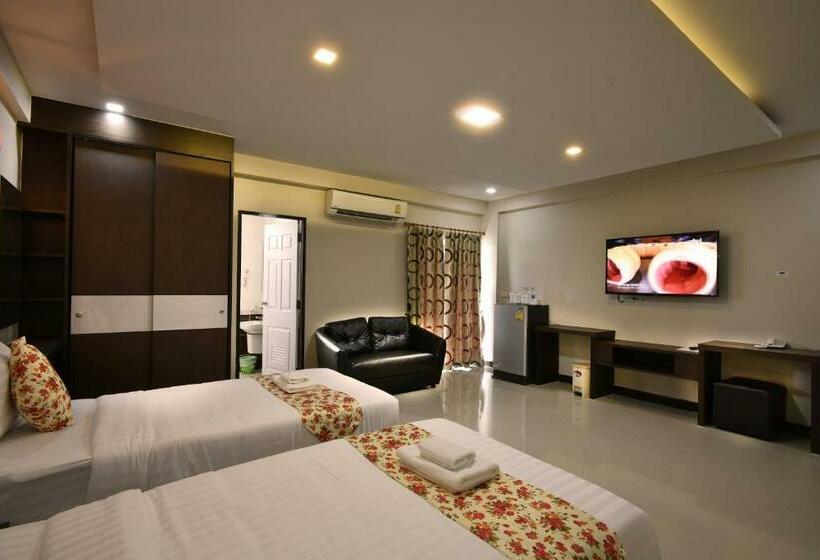 디럭스 스위트, Gold Airport Suites