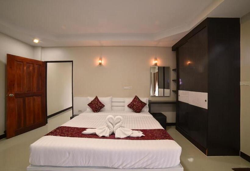 Семейный Номер, Gold Airport Suites