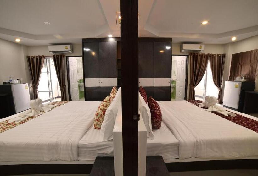 Семейный Номер, Gold Airport Suites