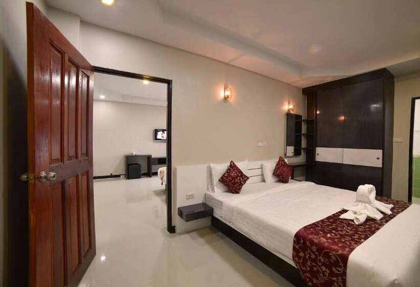 Семейный Номер, Gold Airport Suites