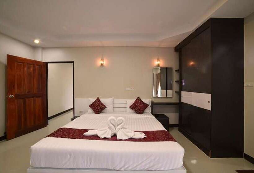 Семейный Номер, Gold Airport Suites