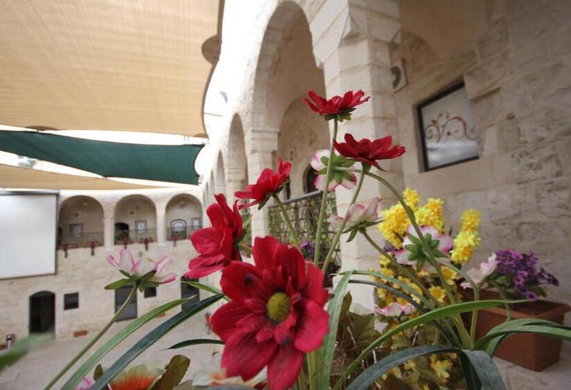 اتاق اکونومی, Khan Alwakala