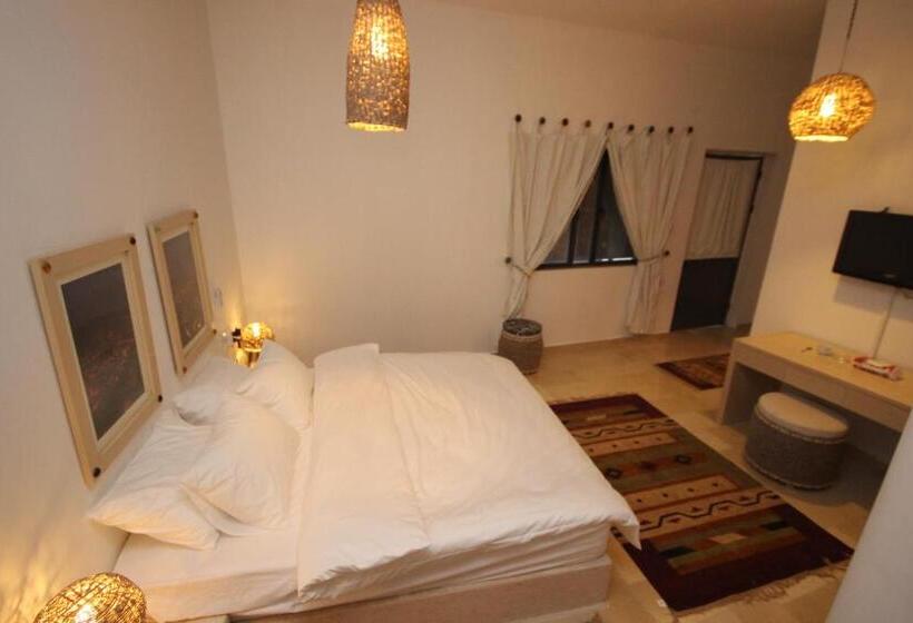 اتاق اکونومی, Khan Alwakala