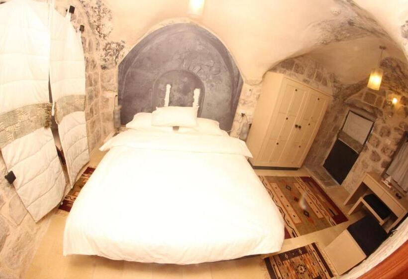 اتاق اکونومی, Khan Alwakala