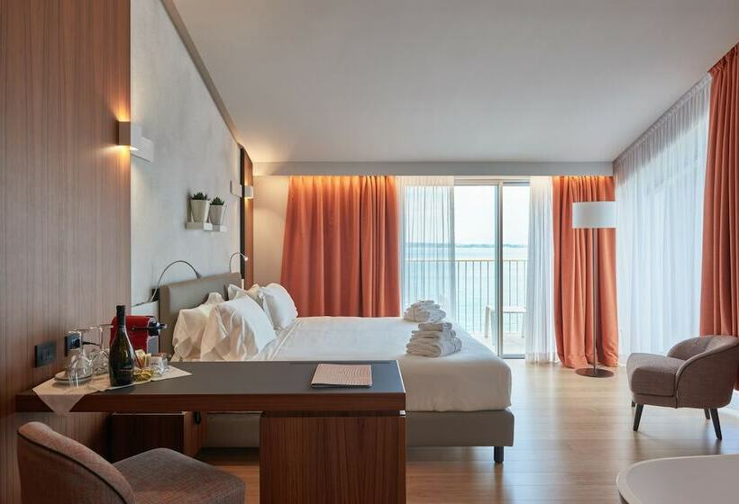 Полулюкс Вид на Озеро, Ocelle Thermae&spa