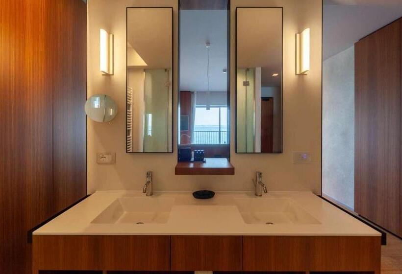 주니어 스위트 호수 전망, Ocelle Thermae&spa