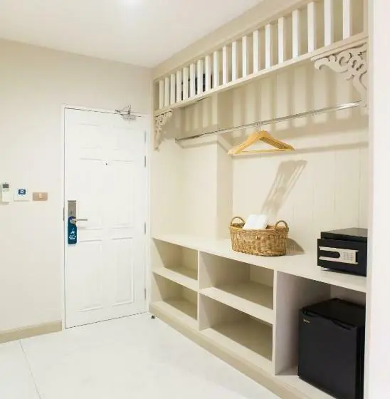 デラックスルーム, Panphuree Residence   Sha Extra Plus