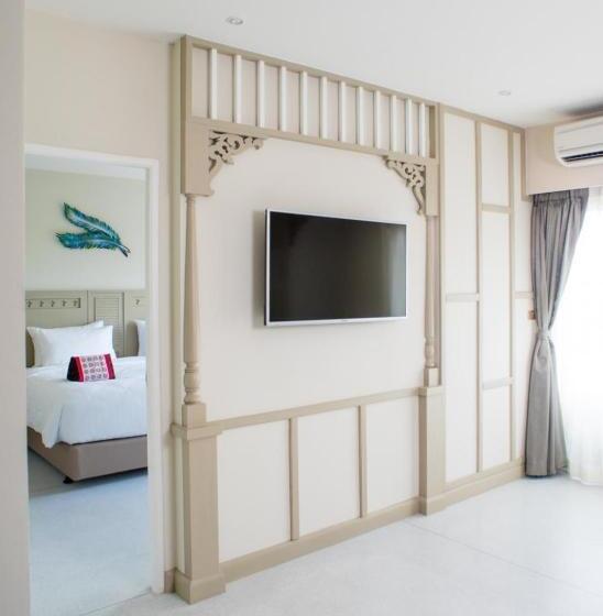 스위트, Panphuree Residence   Sha Extra Plus